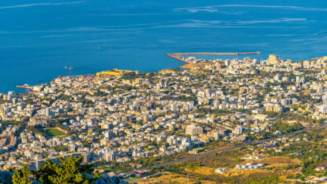 Girne (Kyrenia): Yaşam ve Yatırım için Şehir ve Emlak Rehberi