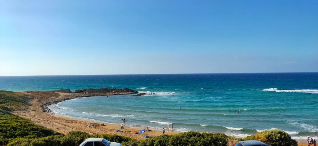 10 najciekawszych atrakcji w Girne (Kyrenia): Co warto zobaczyć jako gość - i jako przyszły mieszkaniec?